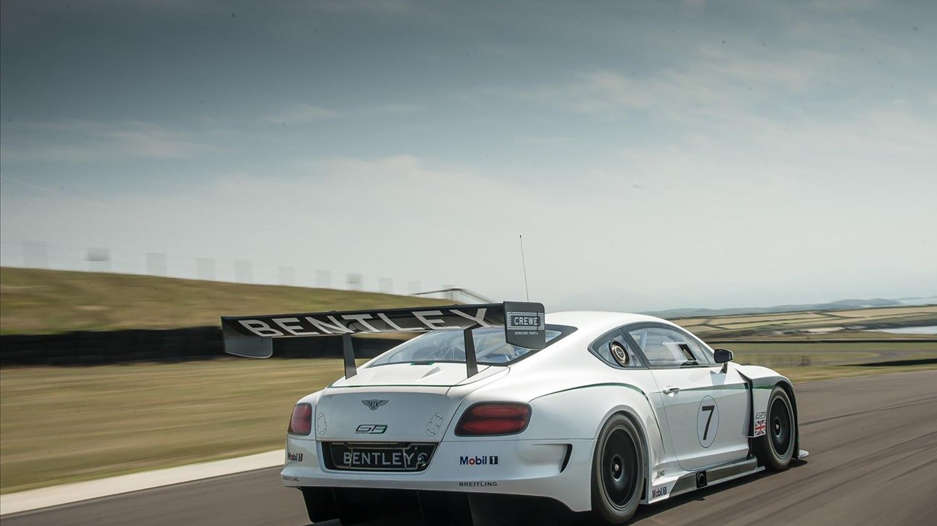 传奇“黄金一代”再续辉煌：欧冠征战至今的故事，欧冠经典之战